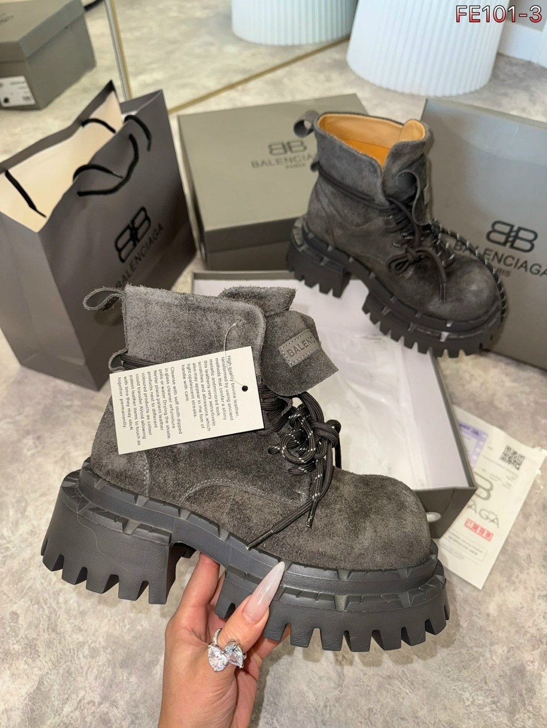 ботинки осенние баленсиага balenciaga цвет пурпурно-розовый,ботинки осенние balenciaga balenciaga розово-пурпурный,женские ботинки balenciaga,ботинки осенние баленсиага balenciaga,ботинки balenciaga