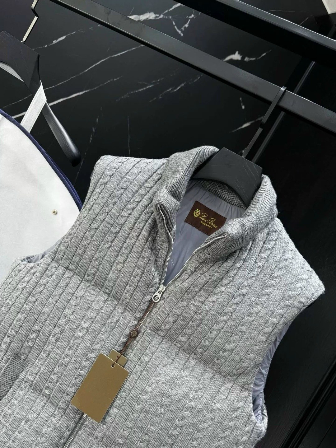 мужской жилет,жилетка dior,жилетка диор,жилетка диор мужская,жилет теплый