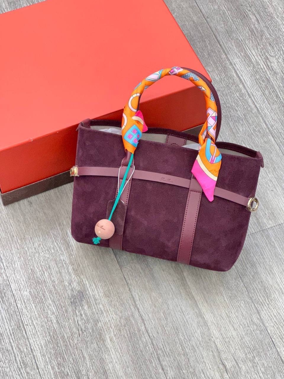 женская сумка замшевый тоут бордового цвета,замшевая бордовая сумка,замшевая сумка,замшевая сумка шоппер цвет бордовый,женская замшевая сумка