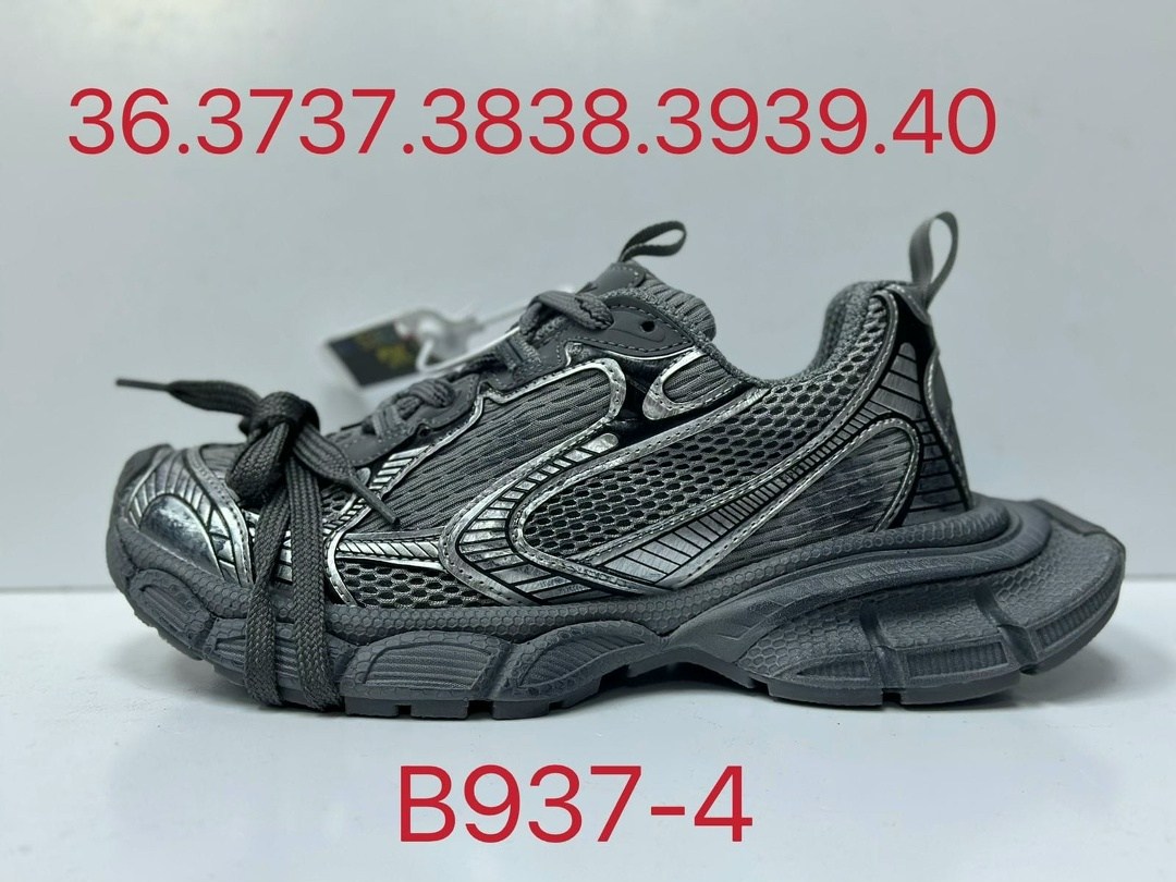 кроссовки в стиле balenciaga copy 1:1,кроссовки мужские в стиле balenciaga copy 1:1,мужские черные кроссовки balenciaga track 2,кроссовки balenciaga 3xl sneaker 'worn-out черный,кроссовки 3xl triple b