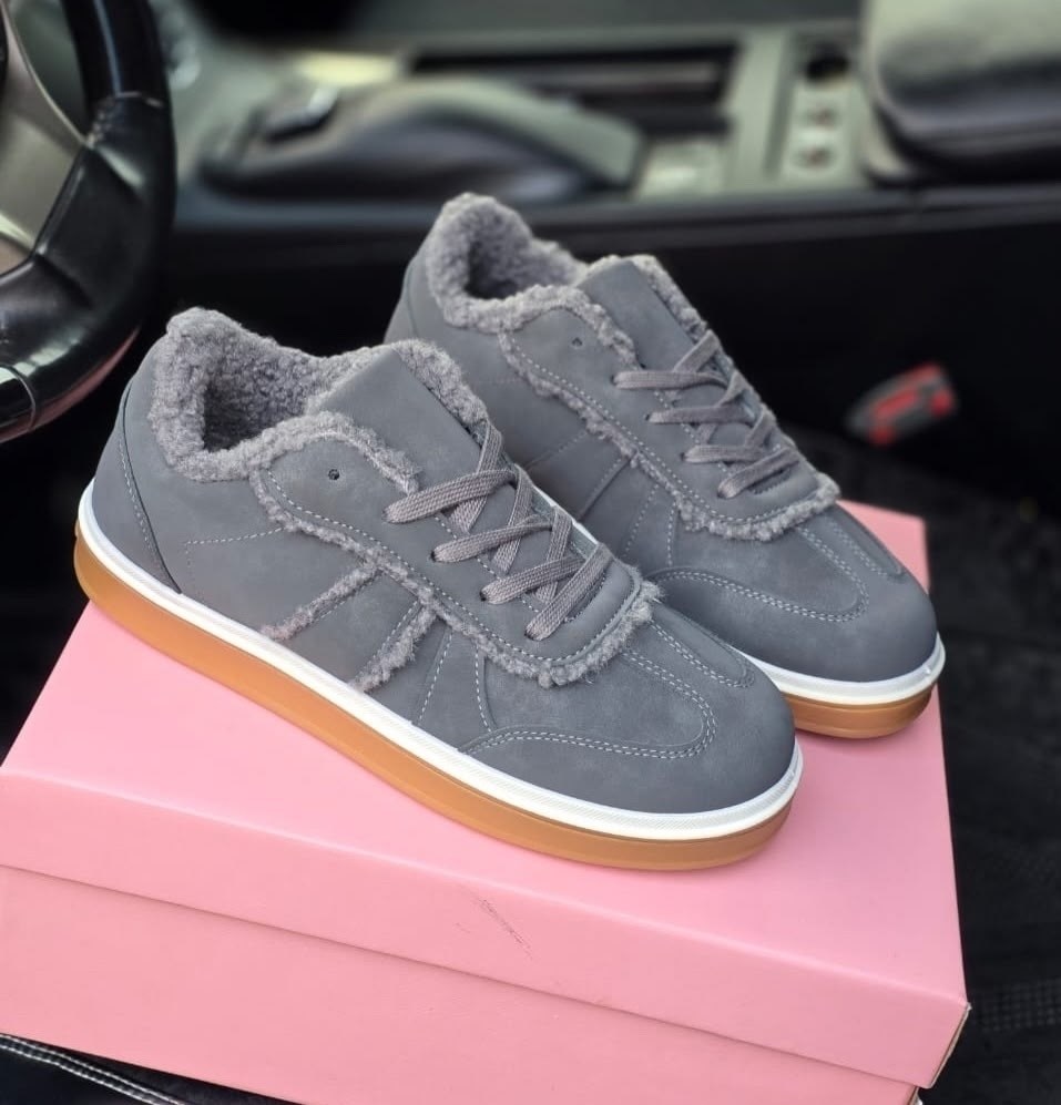 кеды натуральная кожа зимние замшевые серые reversal,женские кроссовки из замши loro piana серые,кроссовки замш,кроссовки loro piana,замшевые кроссовки