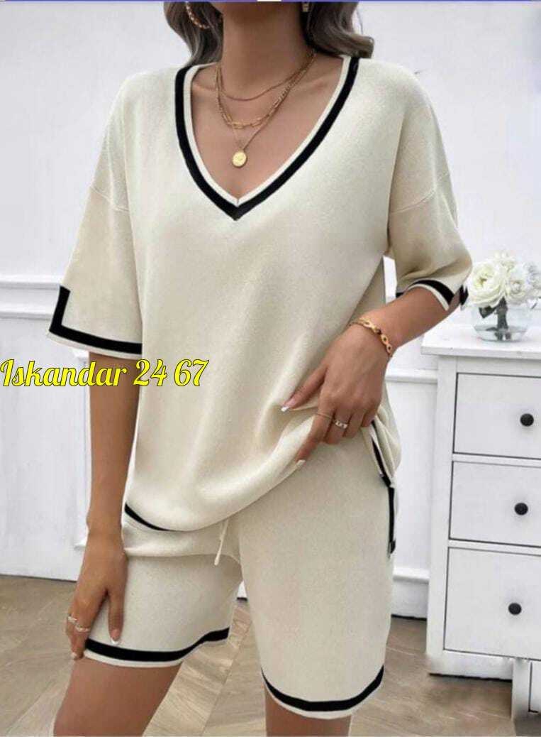 трикотажные костюмы женские,трикотажный костюм с шортами,женский трикотажный костюм из двух предметов,трикотажные костюмы,трикотажный костюм двойка с шортами