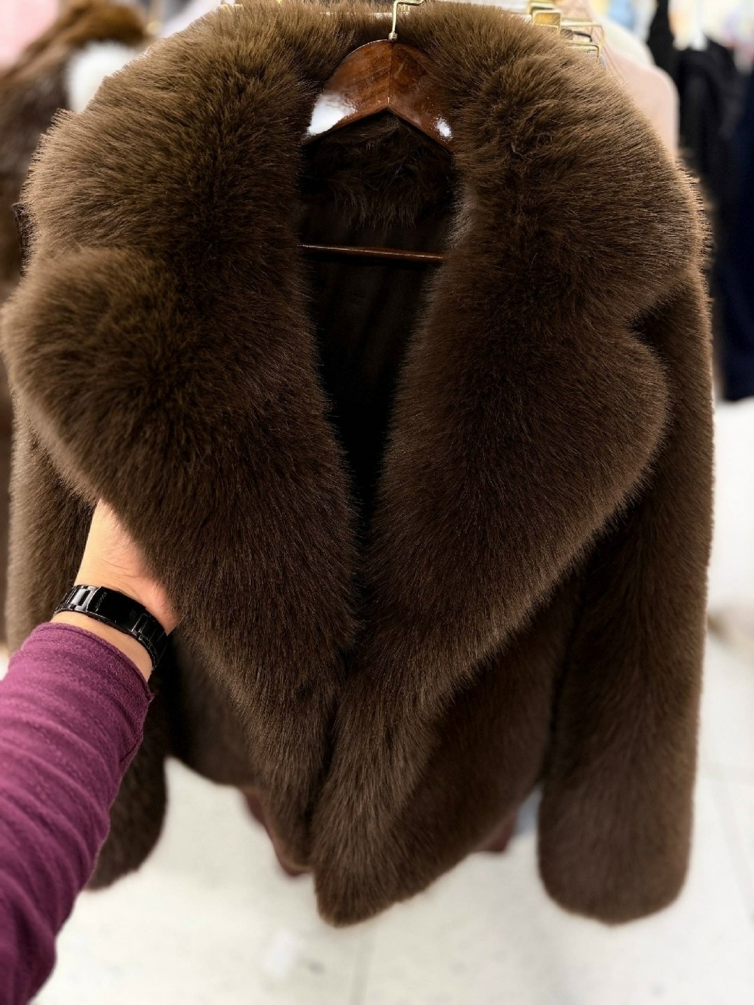 женская шуба,пальто из искусственного меха,шуба короткая,женская куртка из искусственного меха,женская шуба из искусственного меха норки