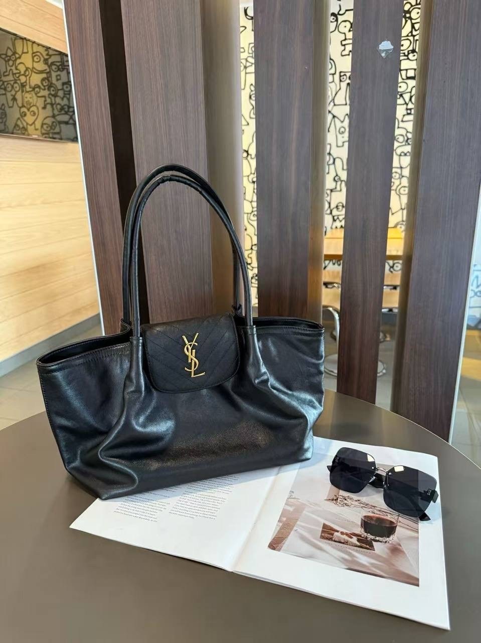 yves saint laurent сумка женская объемная,yves saint laurent сумка,сумка женская yves saint laurent,сумка saint laurent женская замша бордовая,замшевая сумка yves saint laurent 39x23 см