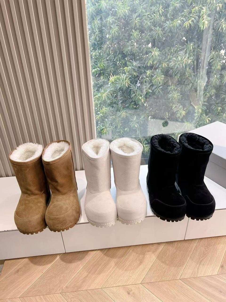 ,дутики женские зимние balenciaga premium, зимняя,женские замшевые короткие сапоги balenciaga alaska fur bootie бежевые на меху,угги баленсиага