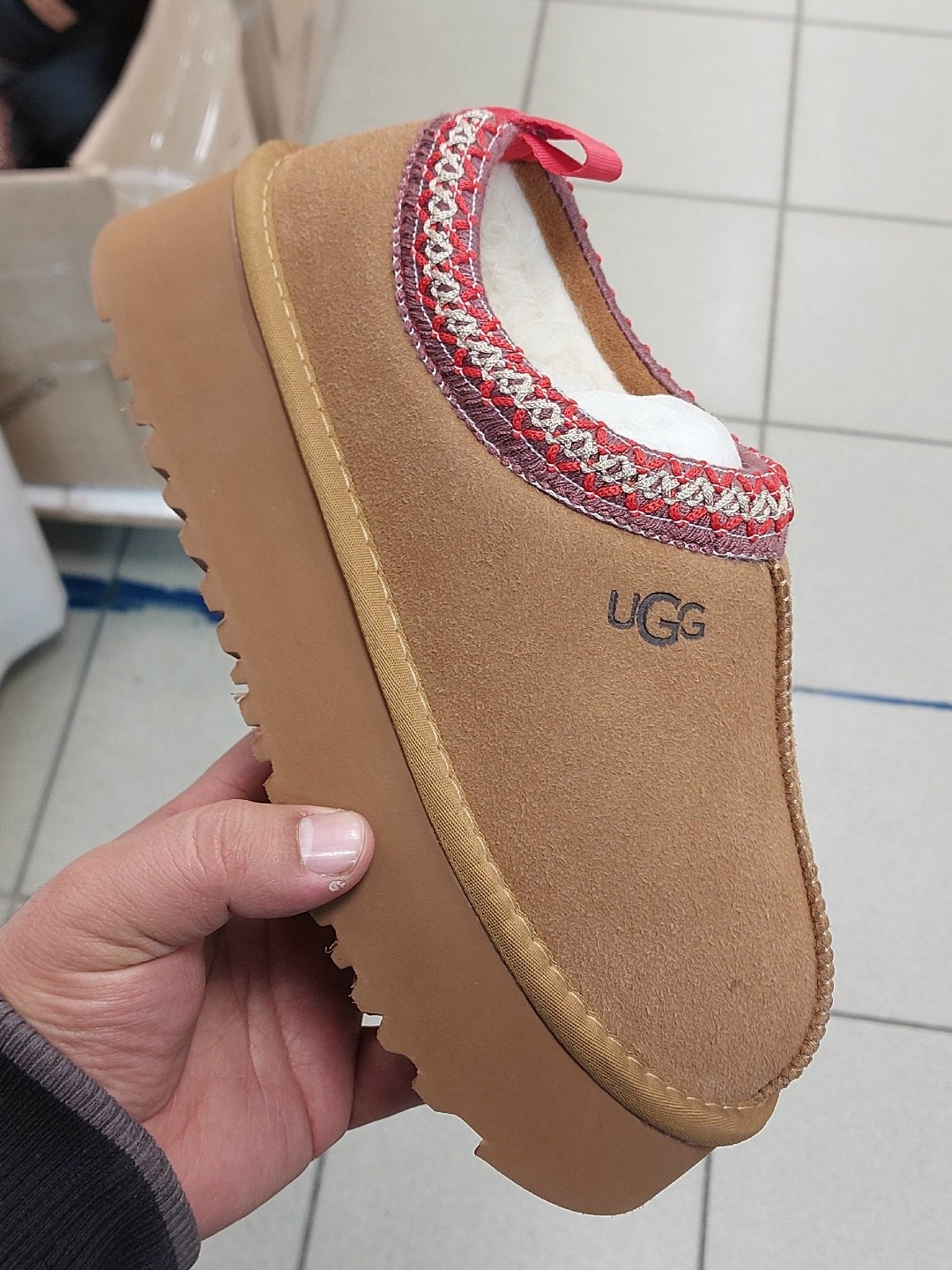 ,угги зимние женские коричневые тапки uggi 287906207,угги тапочки uggi 287907780,женская ,ugg slipper