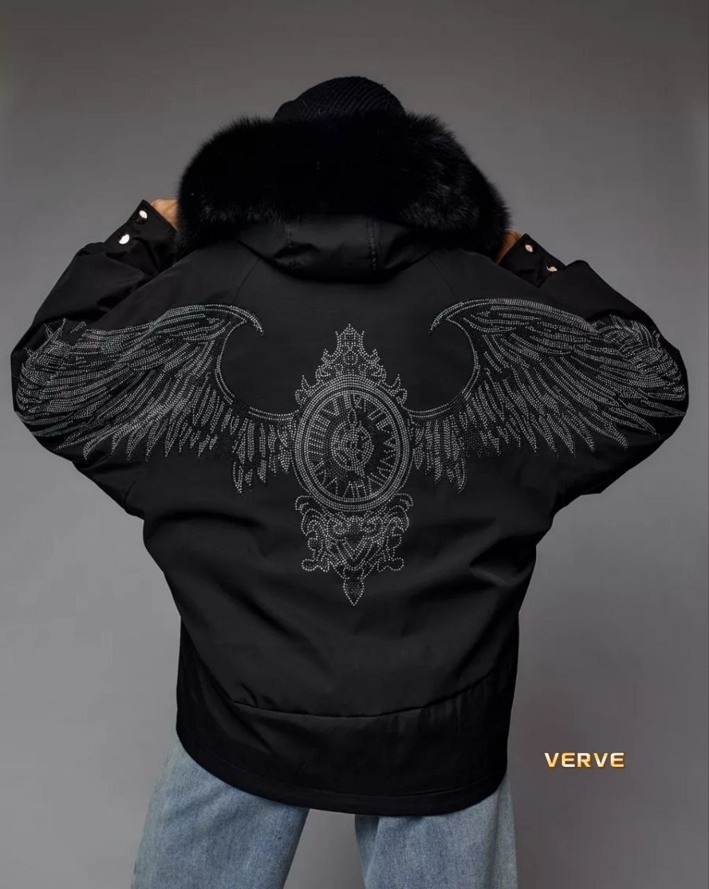 куртка с натуральный мехом,куртка меховая,куртка с мехом,куртка женская,куртка с крыльями на спине