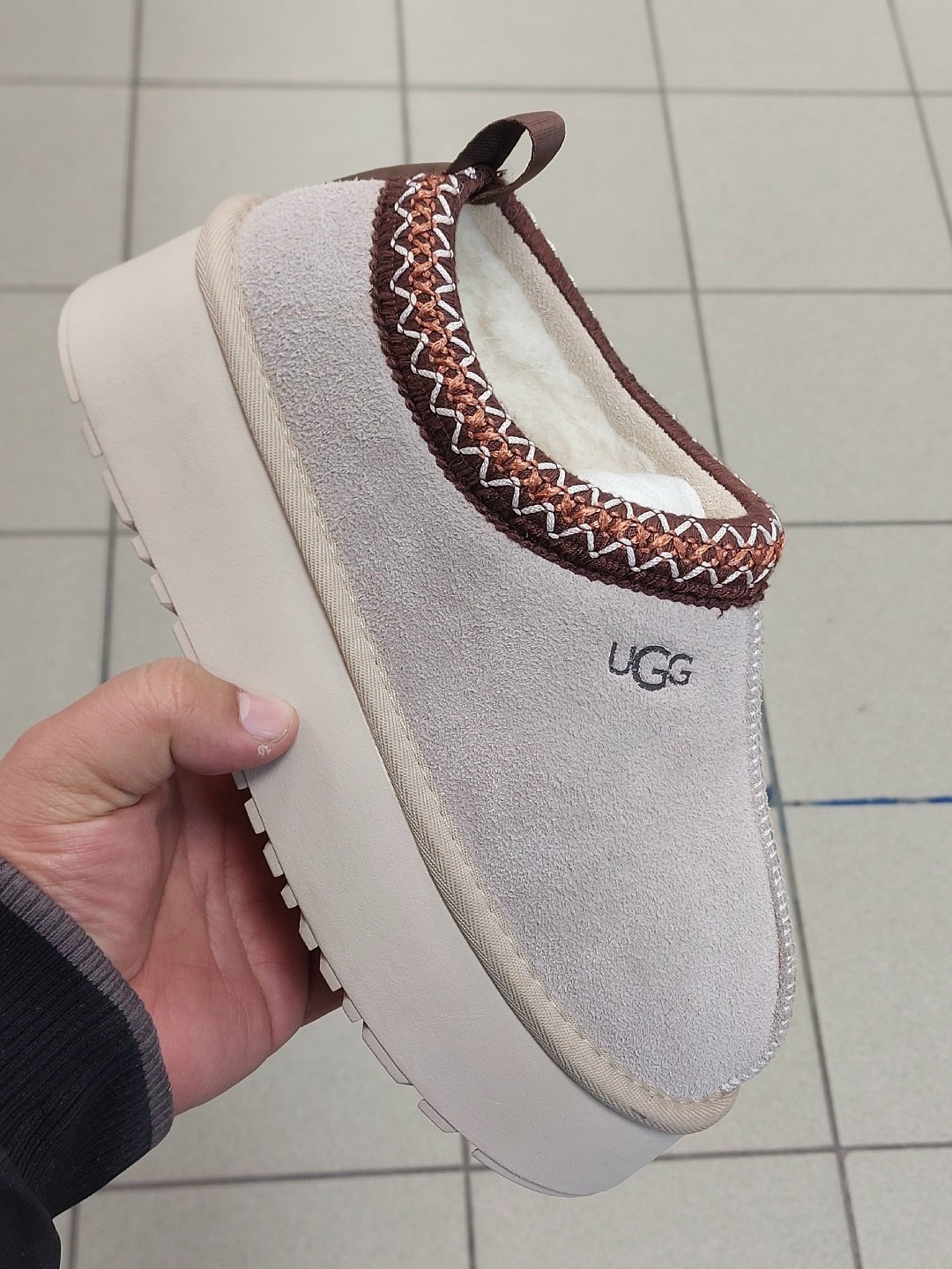,угги зимние женские коричневые тапки uggi 287906207,угги тапочки uggi 287907780,женская ,ugg slipper