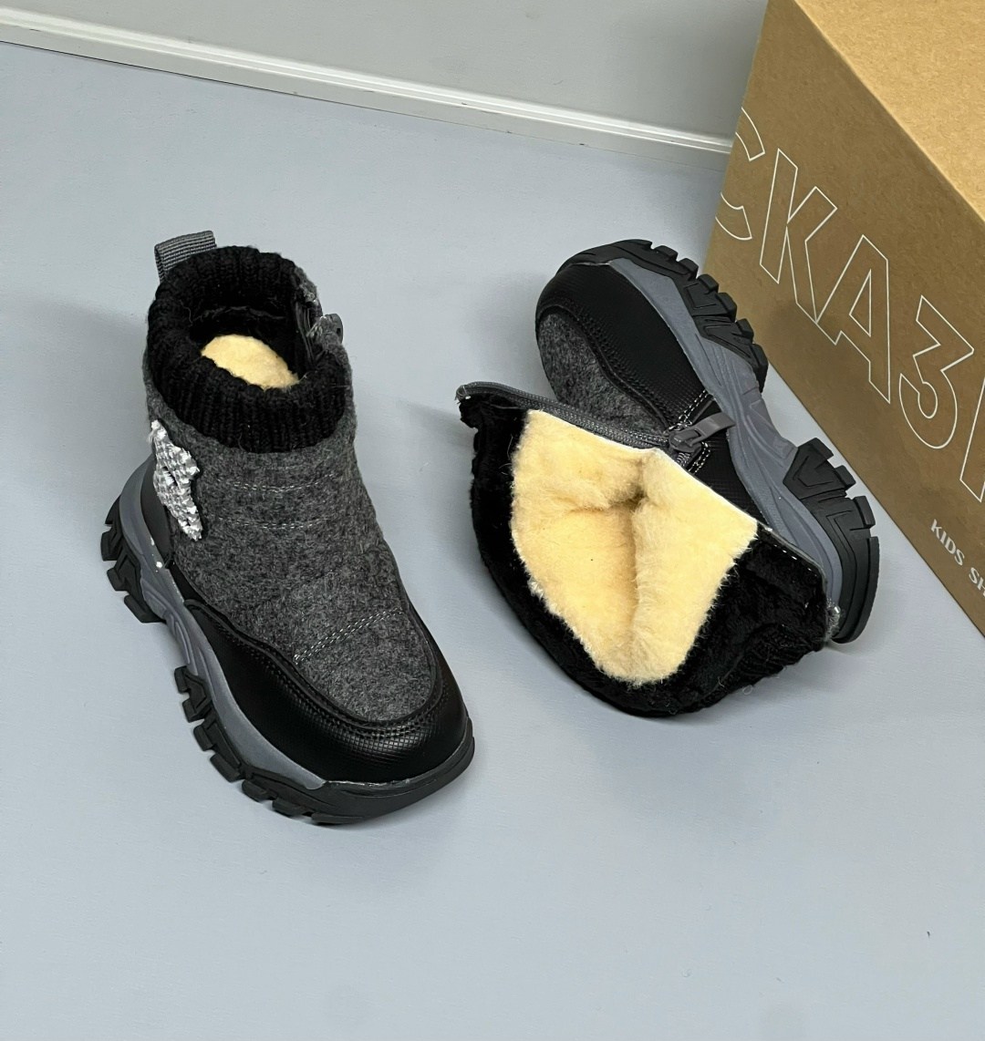 детские валенки,,детская ,зимняя ,зимние детские ботинки