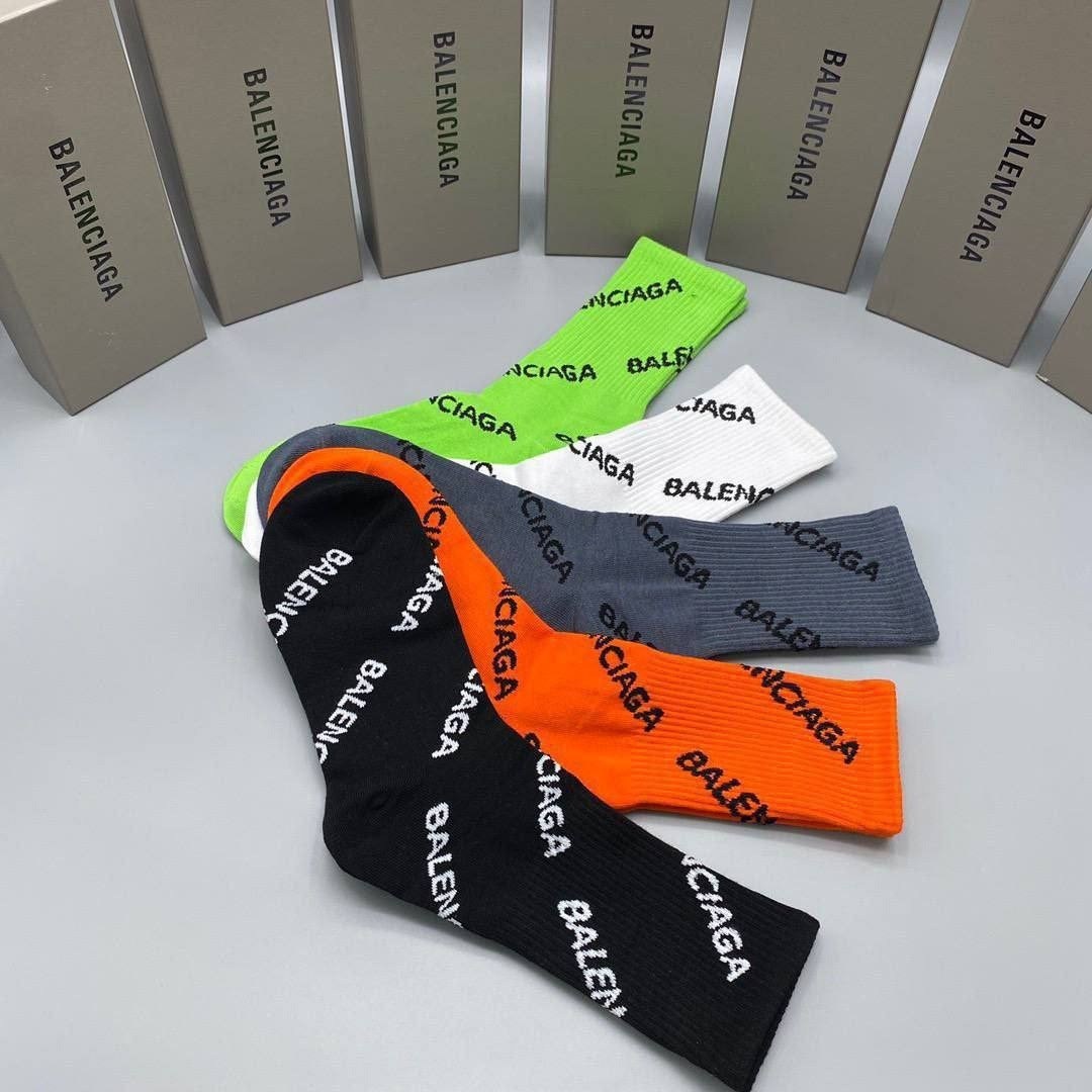 носки balenciaga,комплект носков balenciaga,balenciaga socks,баленсиага сокс,мужские черные носки balenciaga