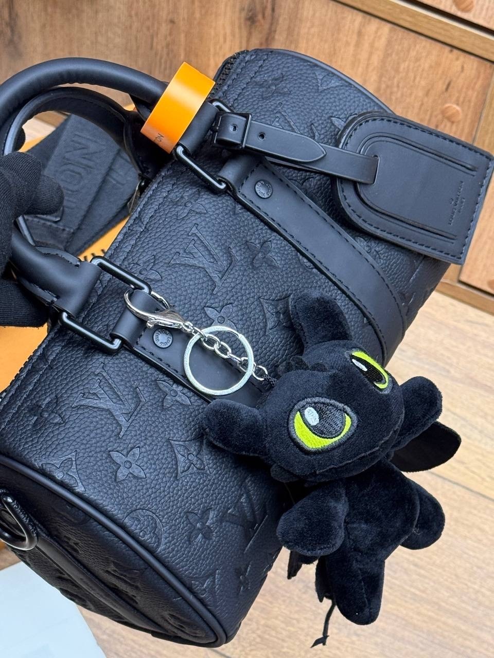 louis vuitton сумка,сумка louis vuitton женская,louis vuitton сумка на плечо,сумка на плечо круглая louis vuitton,модная сумка