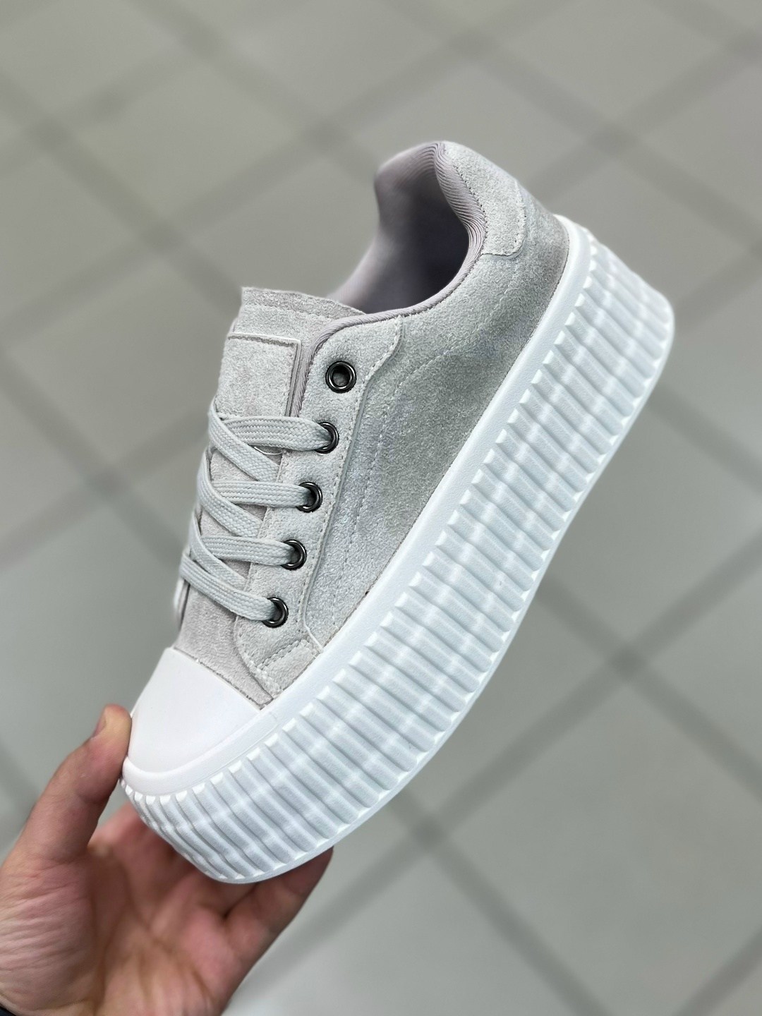 ,обуви,спортивная ,кроссовки женские на меху,адидас кеды мужские черные с толстой подошвой