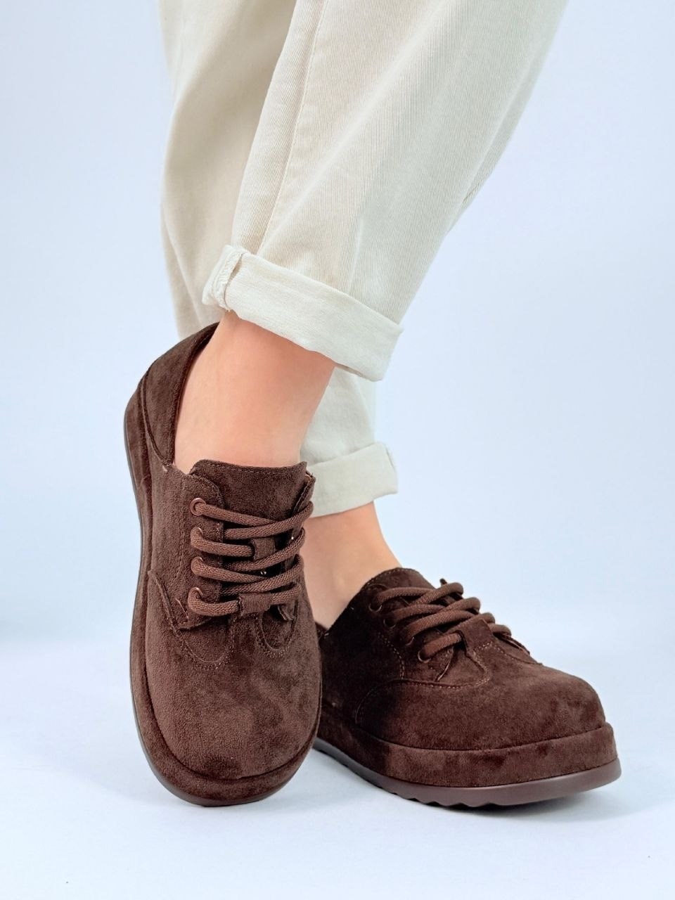 ,кроссовки замшевые,замшевые кеды,лоро пиано кеды замшевые,замшевые кеды женские