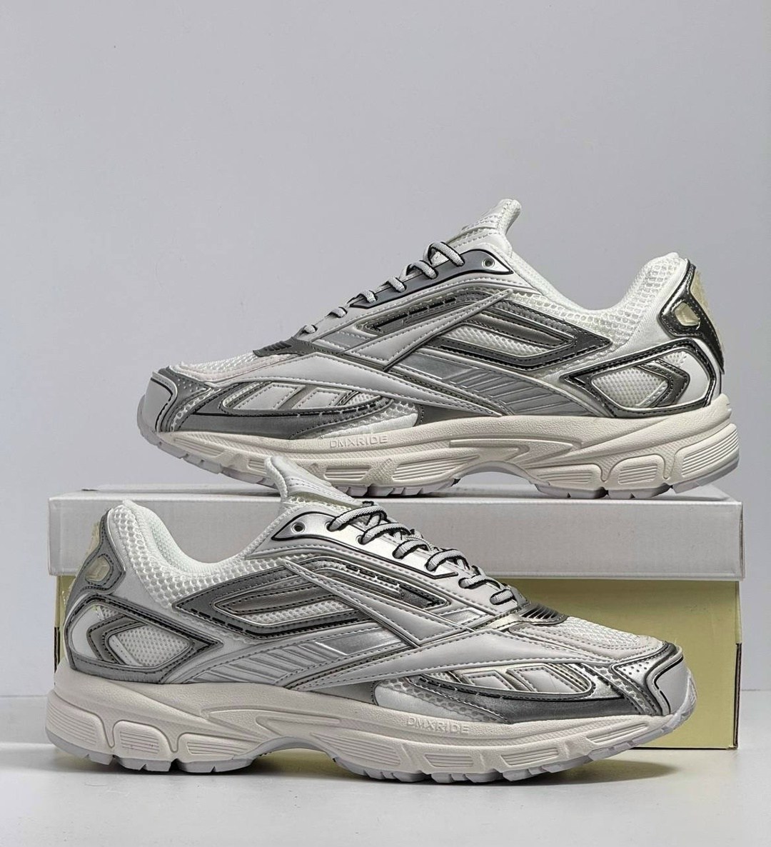 женские кроссовки,кроссовки низкие,оригинальные кроссовки,массивные кроссовки,кроссовки повседневные