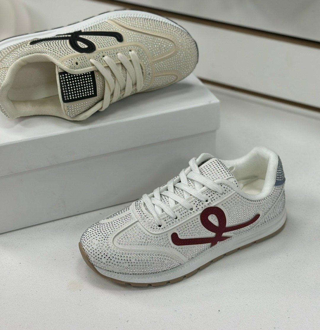 ,кроссовки женскиe,кроссовки для женщин, женская,кроссовки стильные