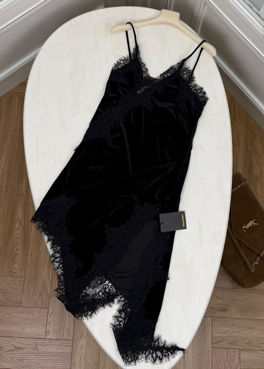 черное платье комбинация,шелковое платье комбинация,платье в бельевом стиле,бельевое платье,платье черное