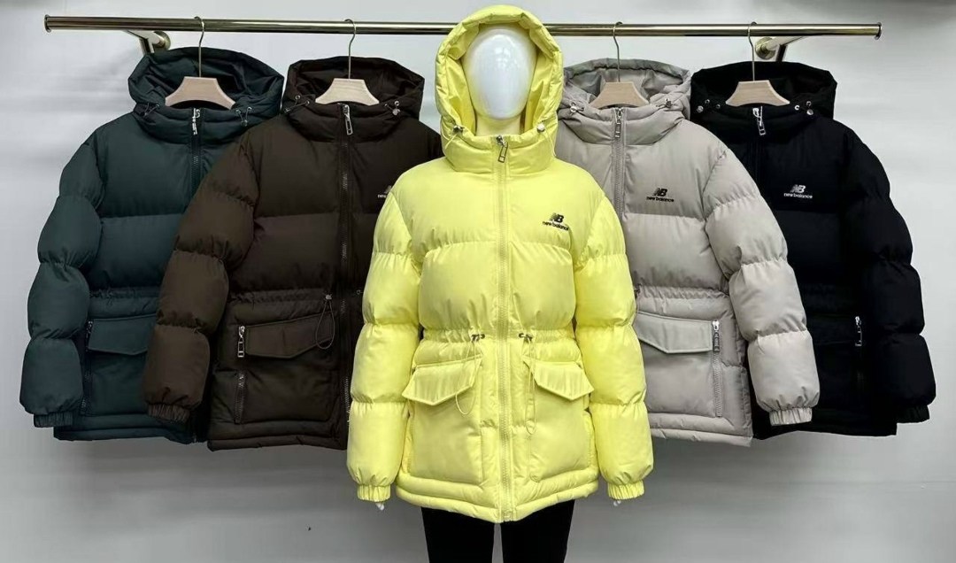 куртки женские,куртка с капюшоном,куртки ,женская куртка,демисезонная куртка