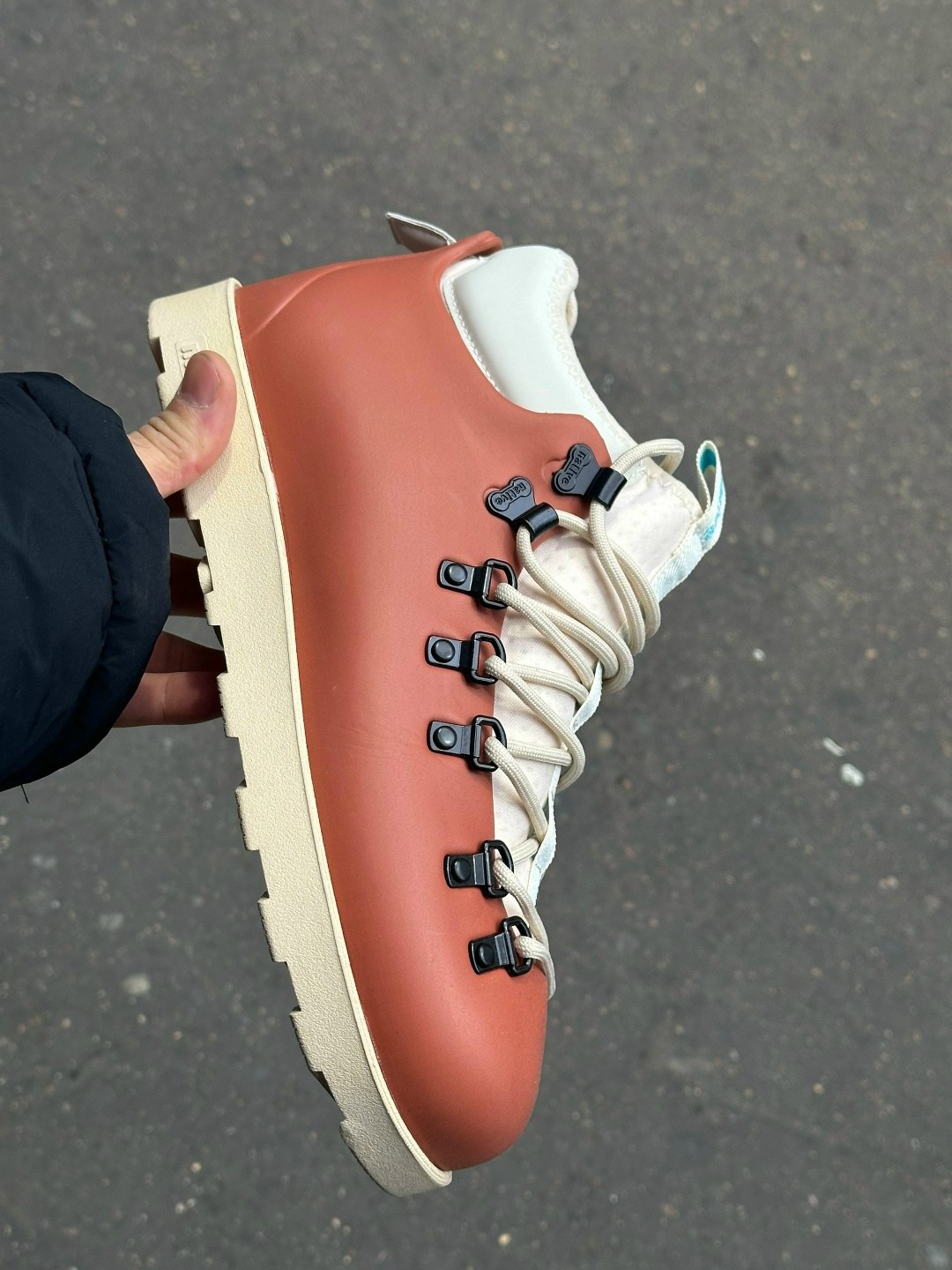 ботинки нативе женские,,ботинки native fitzsimmons citylite,зимние ботинки hike jasper cinnamon/bone white,ботинки native