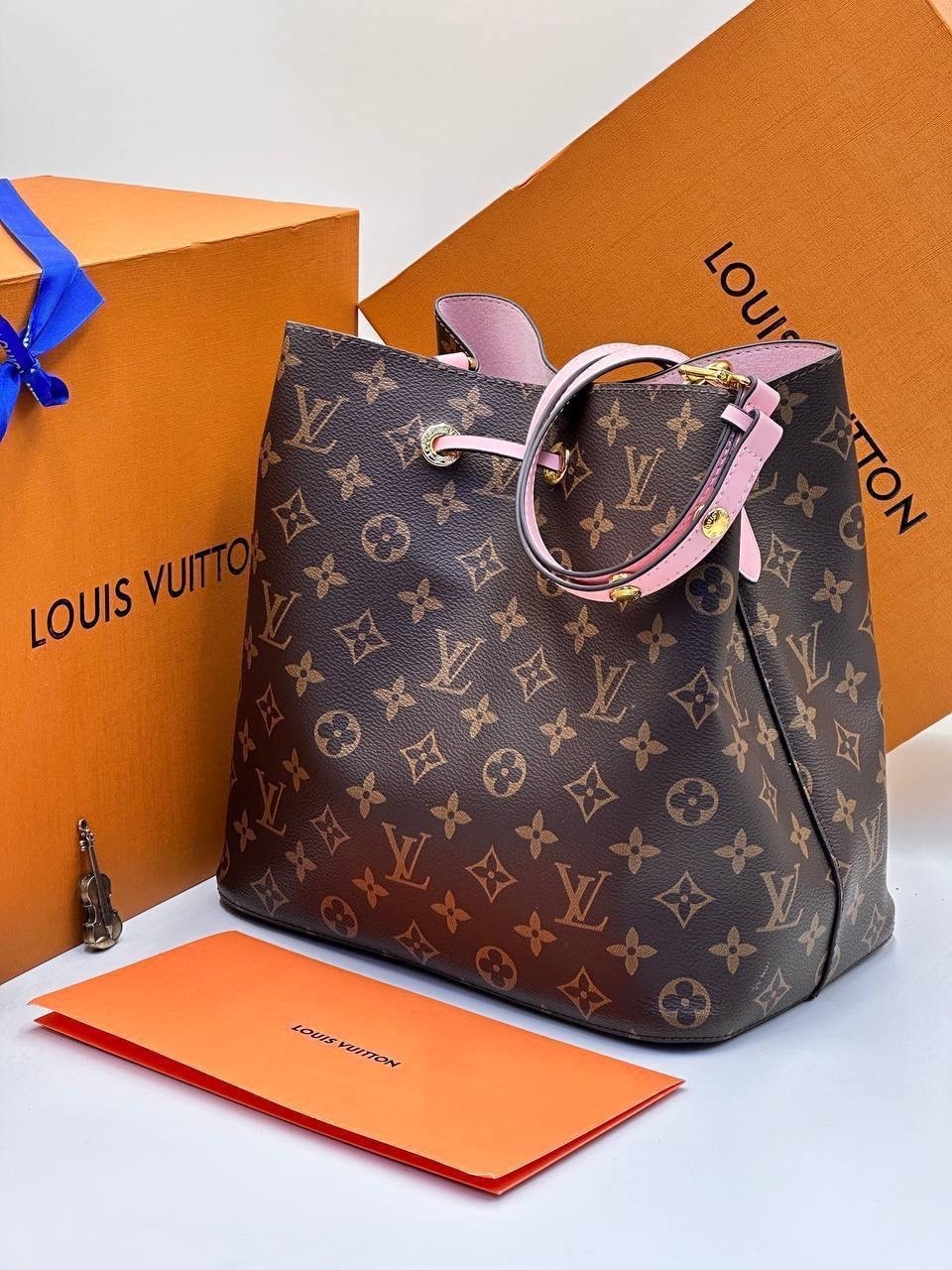 женская сумка louis vuitton,louis vuitton сумка ведро,сумка ведро луи виттон,сумка louis vuitton,луи виттон сумка