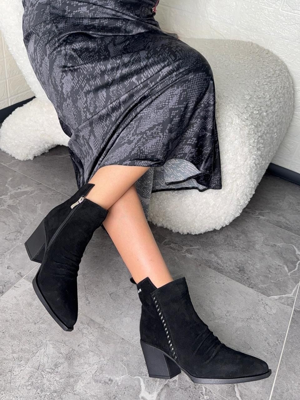 ботильоны женские,ботильоны зимние натуральная замша piniolo,замшевые ботильоны,казаки замшевые демисезонные ботинки на каблуке italyano,казаки замшевые демисезонные ботинки на каблуке italiano