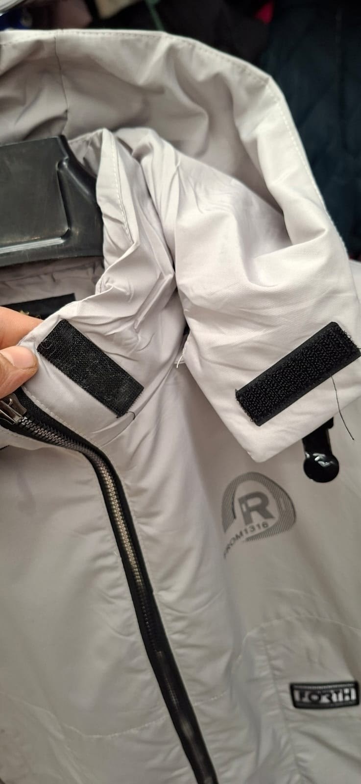 куртка демисезонная женская,демисезонная куртка,женская куртка,куртка