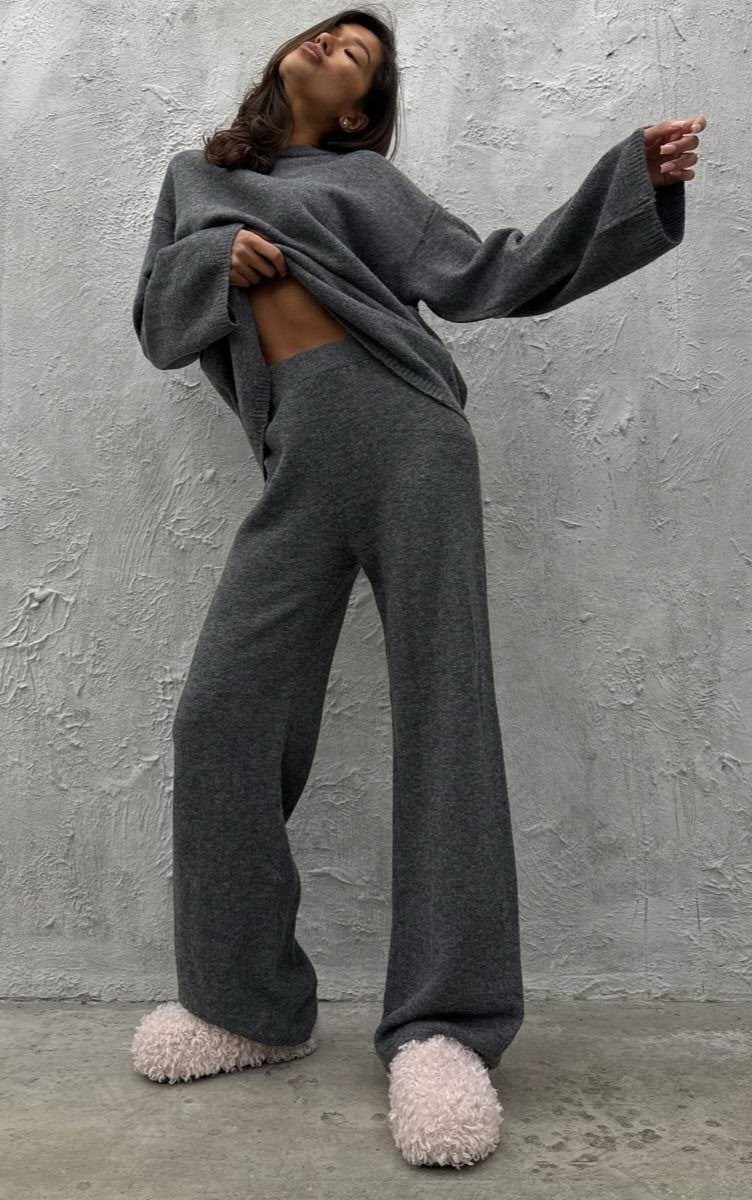 костюм трикотажный женский,трикотажный костюм,женский костюм серый,женский костюм,вязаные брюки