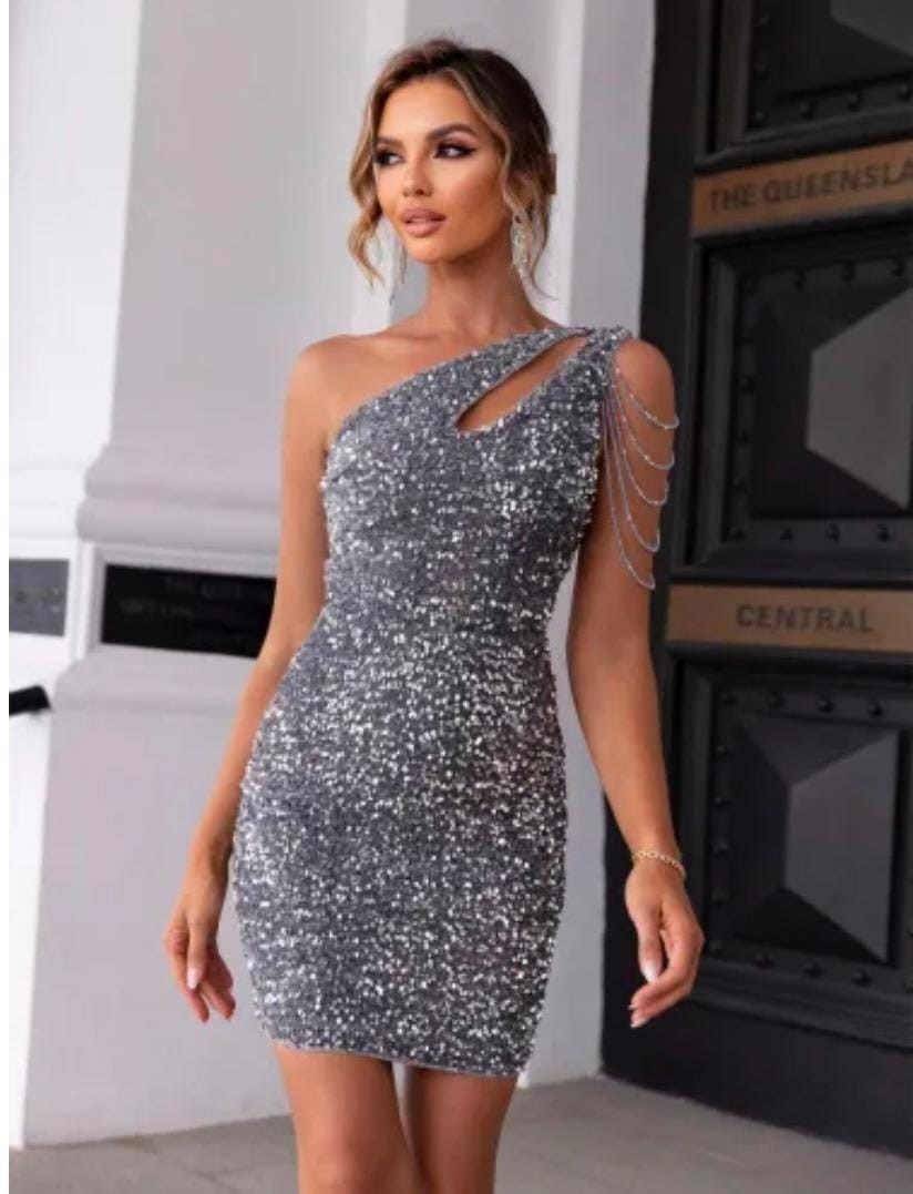 летнее блестящее платье с вырезами и блестками,платье с пайетками женское,платье выполнено из ткани с пайетками,сексуальное мини-платье с блестящими блестками и кисточками,платье для корпоратива или и