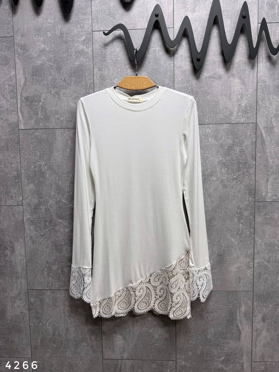 красивые красотки,девушка,облегающее платье,рыжая актриса,платье