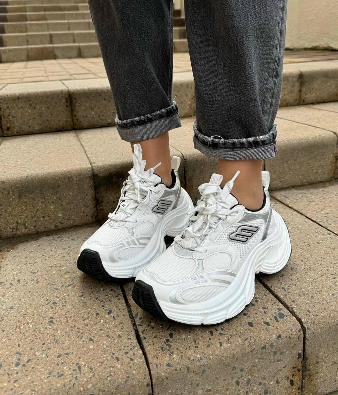 женские кроссовки,кроссовки спортивные balenciaga,женские кроссовки balenciaga,кроссовки женские белый,кроссовки balenciaga