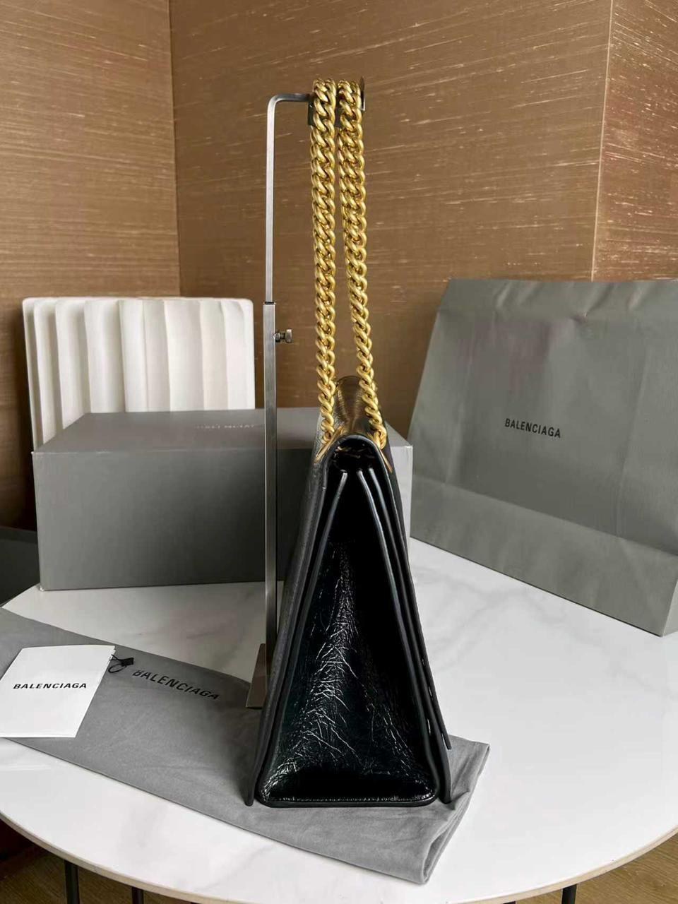 сумка balenciaga,сумка balenciaga 30х16 натуральная кожа,сумка на плечо balenciaga,модная женская сумка,сумка