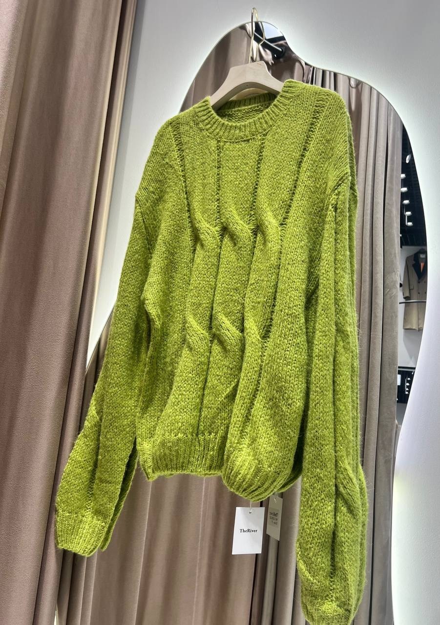 вязаные свитера,модные свитера,женский вязаный свитер,свитер с объемными косами,свитер