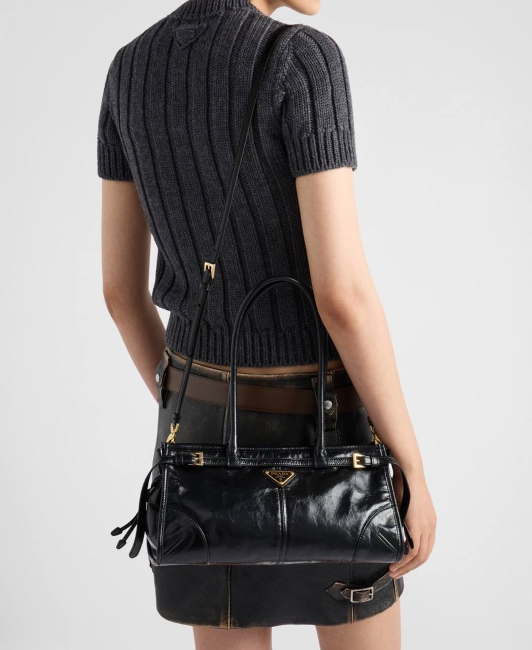 сумка prada натуральная кожа 32-16,сумка женская prada,сумка prada,сумка prada 38-25 натуральная кожа,сумки женские модные