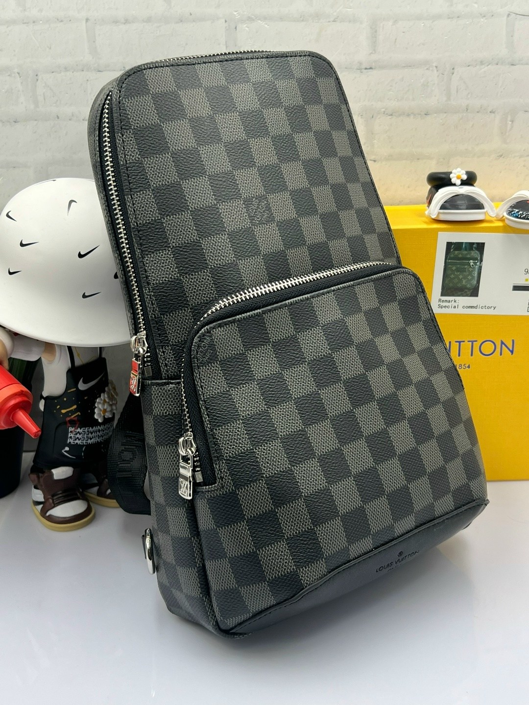 мужская сумка луи виттон,мужская сумка louis vuitton,сумка через плечо louis vuitton,сумка луи виттон мужская через плечо,сумка louis vuitton