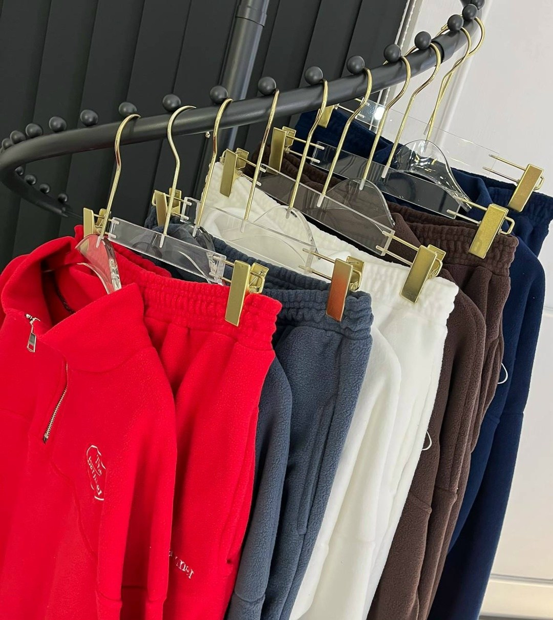 костюм белый,костюм спортивный,cпортивный костюм женский на флисе,женские костюмы на флисе,костюм спортивный теплый