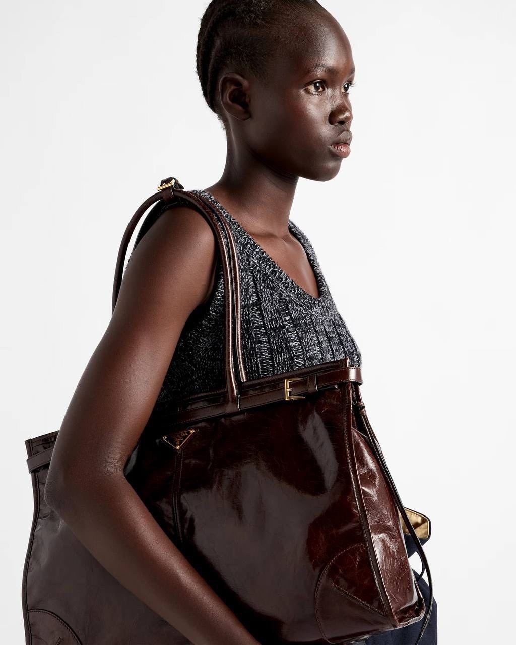 сумка prada натуральная кожа 32-16,сумка женская prada,сумка prada,сумка prada 38-25 натуральная кожа,сумки женские модные