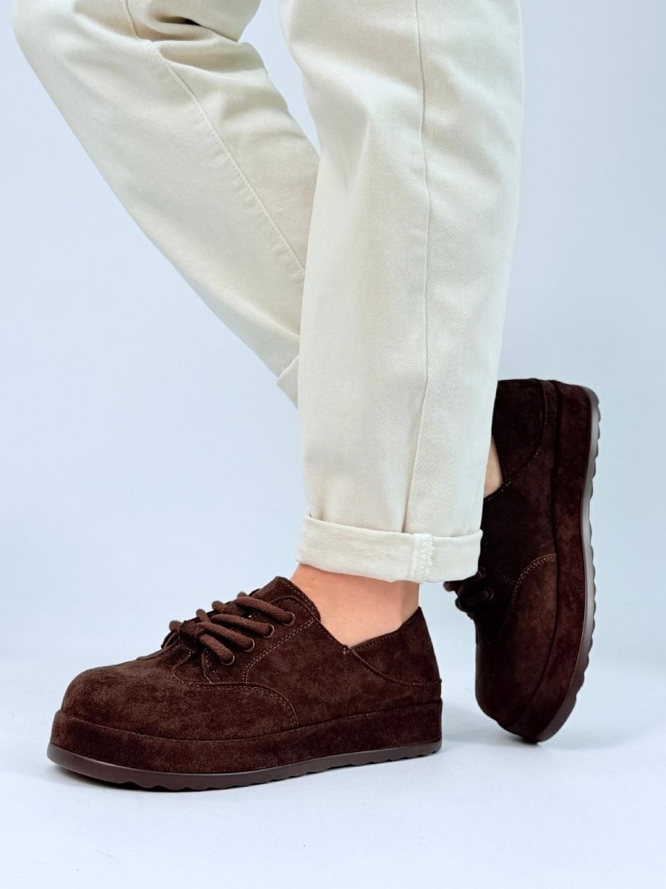 ,кроссовки замшевые,замшевые кеды,лоро пиано кеды замшевые,замшевые кеды женские