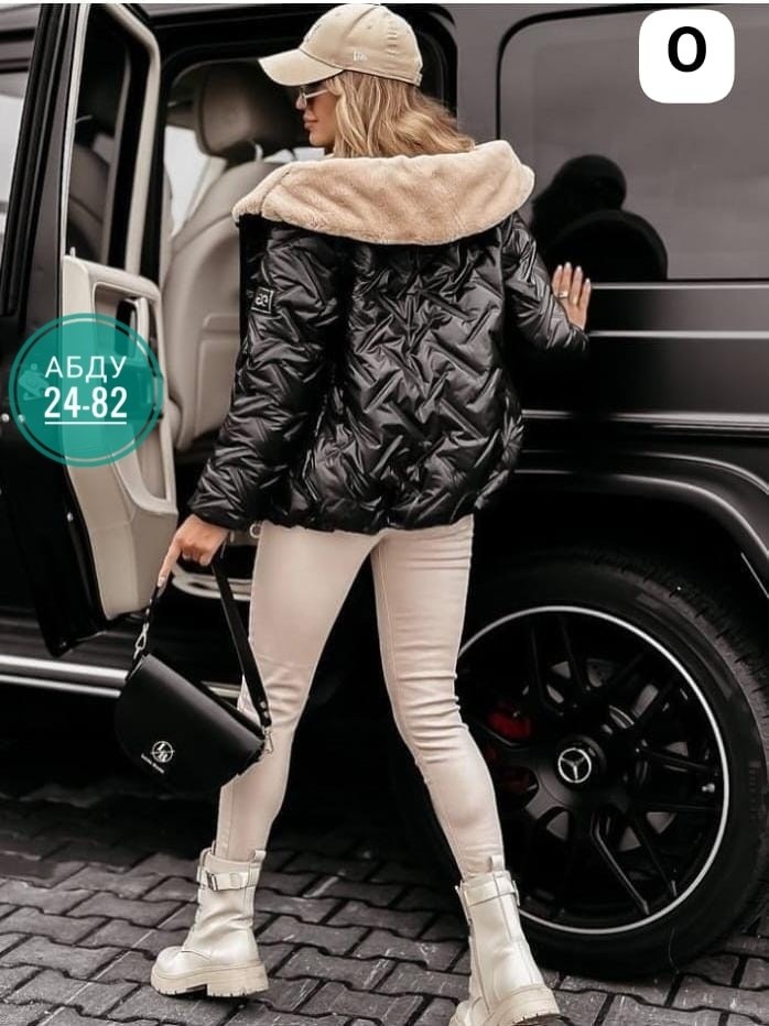 женская куртка,куртка бомбер с капюшоном,куртка,куртка стильная,теплая куртка