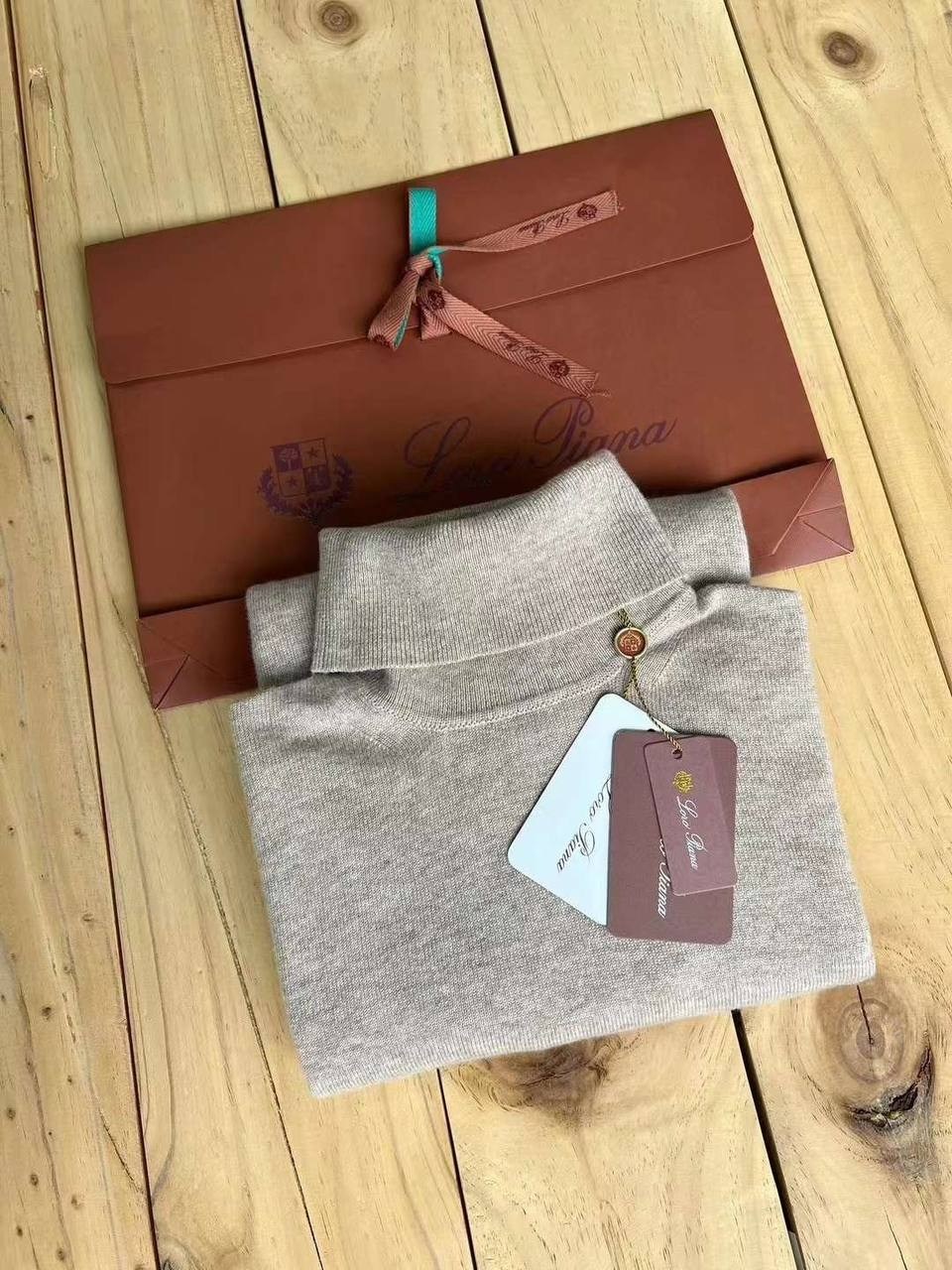 кашемировая водолазка loro piana,кашемировый свитер loro piana,водолазка кашемир,свитер loro piana,свитер из кашемира