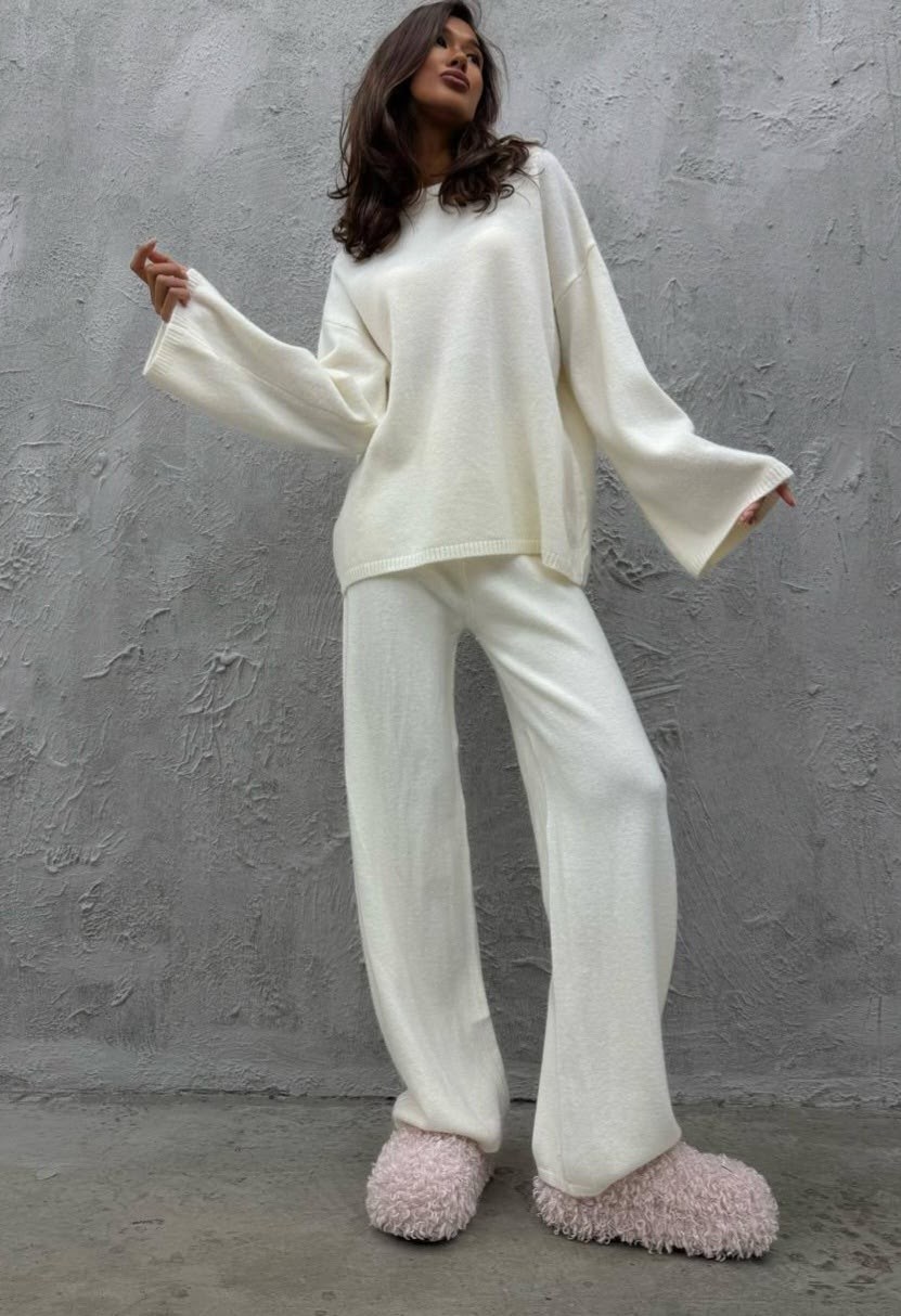 костюм трикотажный женский,трикотажный костюм,женский костюм серый,женский костюм,вязаные брюки