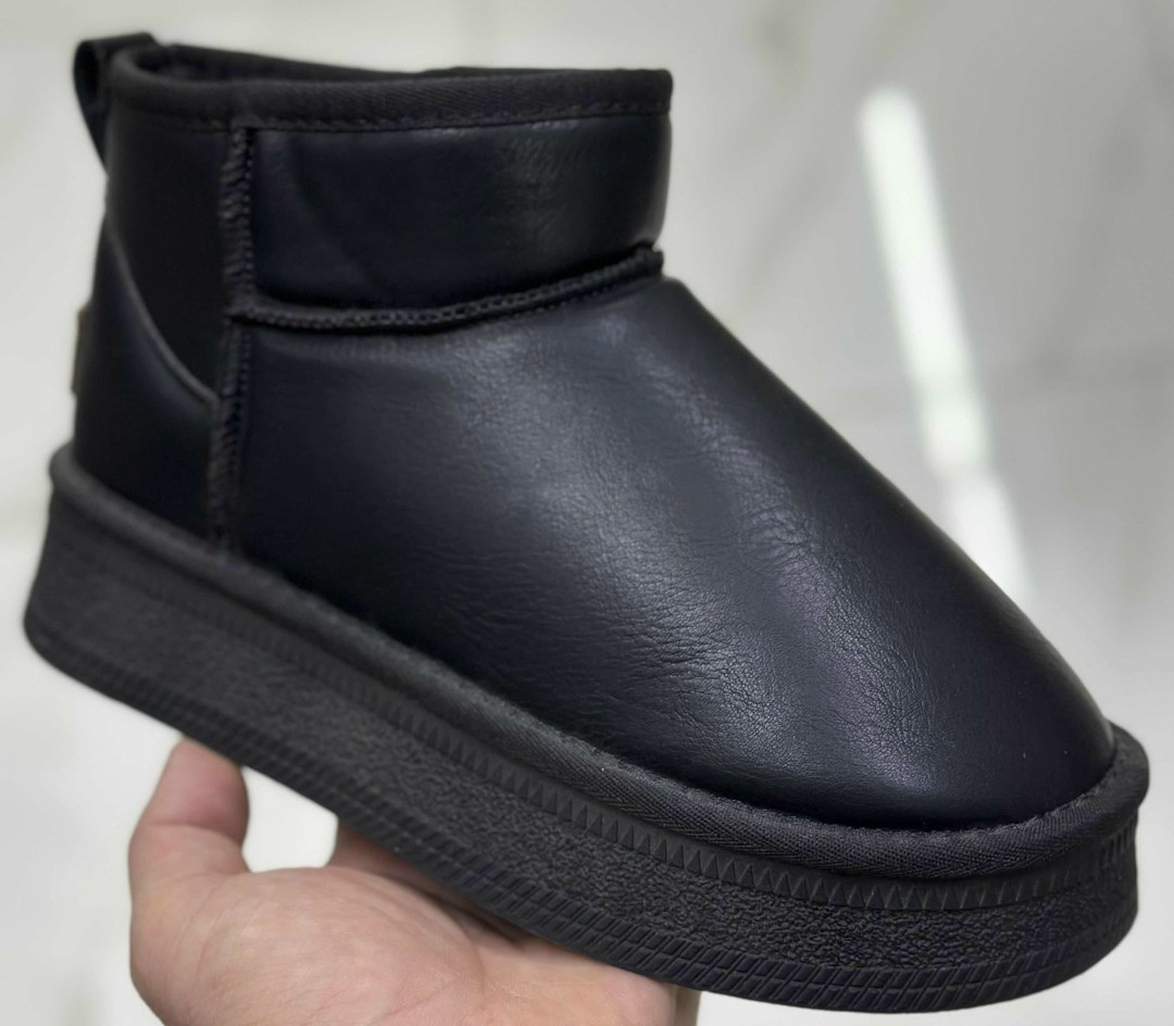 мужские угги ugg classic mini зимние черные,угги женские,женские кожаные угги,угги зимние на платформе,мужские угги ugg mens classic ultra mini leather black