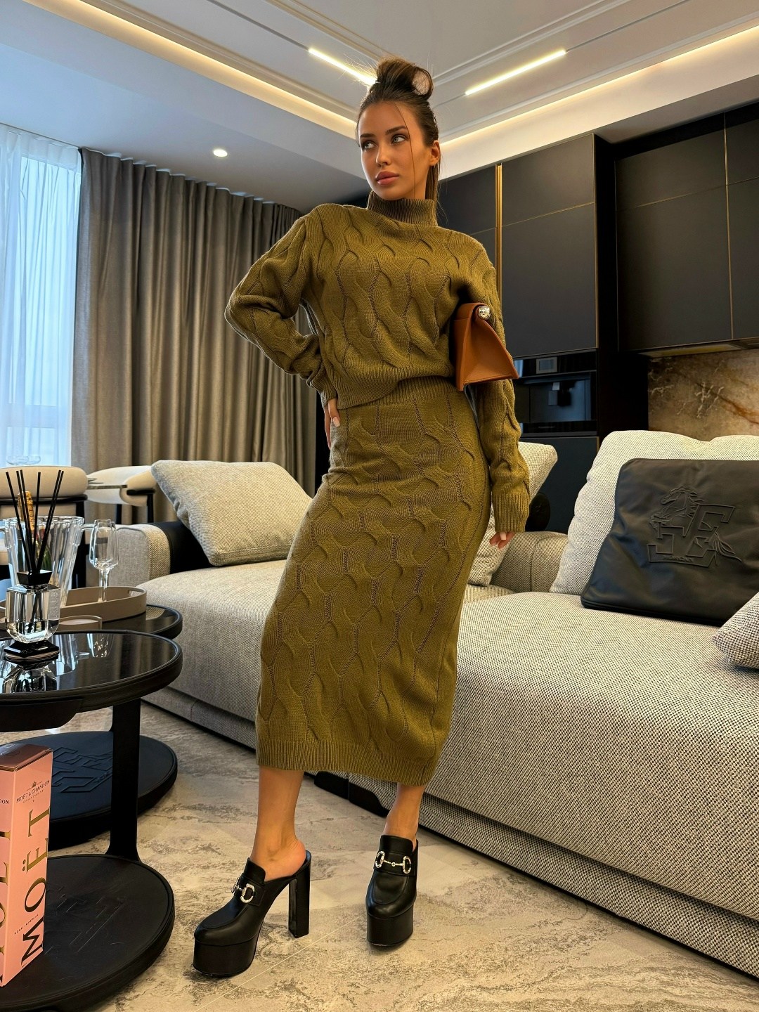 вязаный костюм с юбкой,вязаные комплекты,платье вязаное,трикотажное платье,вязаные костюмы