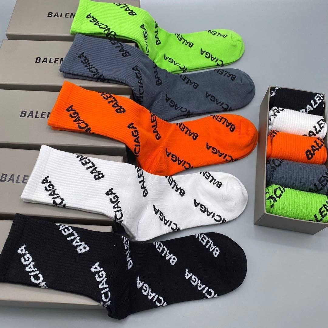 носки balenciaga,комплект носков balenciaga,balenciaga socks,баленсиага сокс,мужские черные носки balenciaga