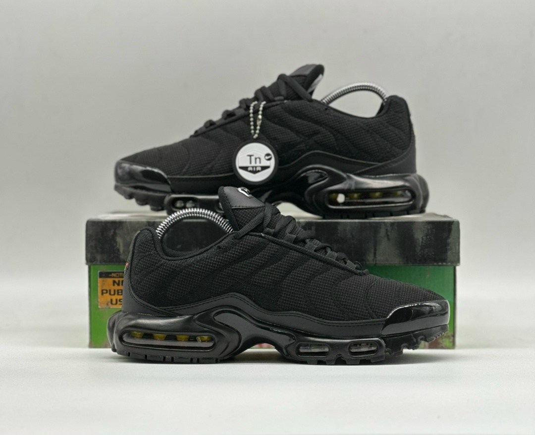 кроссовки nike air max plus tn,кроссовки nike air max plus tn nike,nike air max plus tn black,мужские кроссовки nike air max tn plus,nike air max tn plus