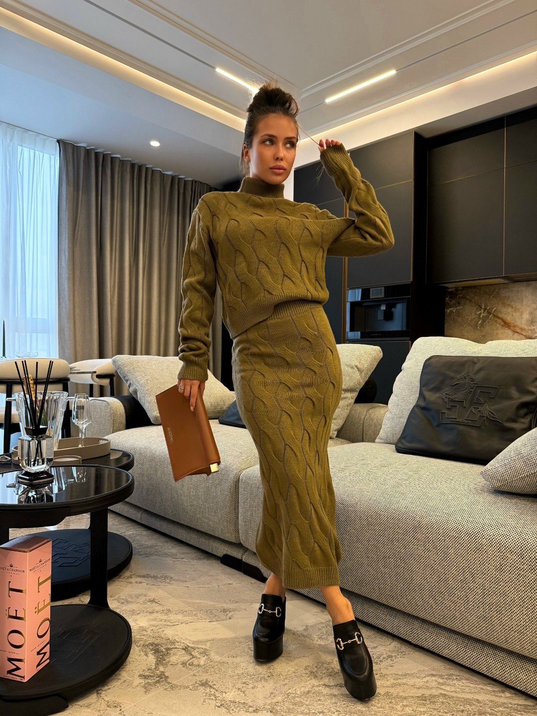 вязаный костюм с юбкой,вязаные комплекты,платье вязаное,трикотажное платье,вязаные костюмы