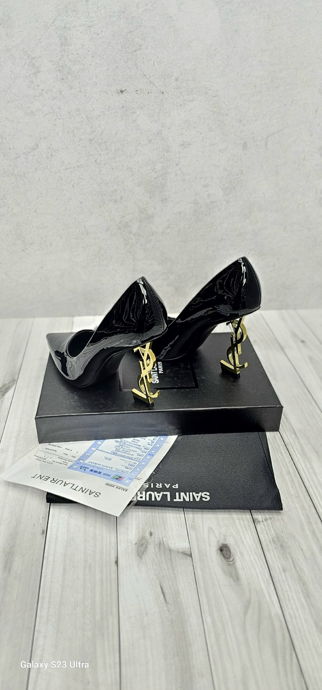 yves saint laurent туфли,,saint laurent туфли,туфли ив сен лоран с каблуком логотипом,туфли лодочка