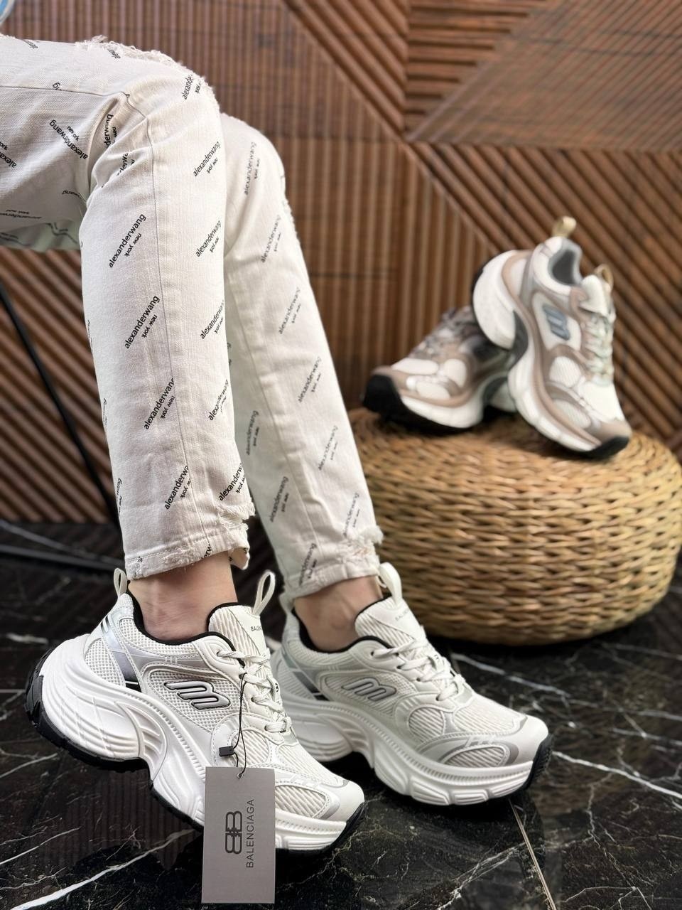 женские кроссовки,кроссовки спортивные balenciaga,женские кроссовки balenciaga,кроссовки женские белый,кроссовки balenciaga