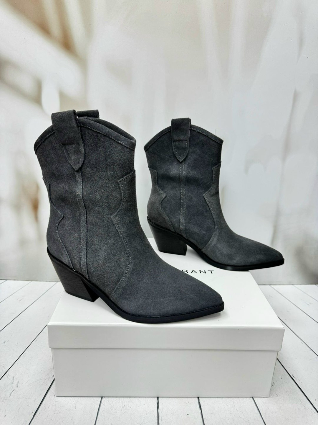 ,женские ботильоны,полусапоги,сапоги изабель марант казаки,замшевые ботильоны