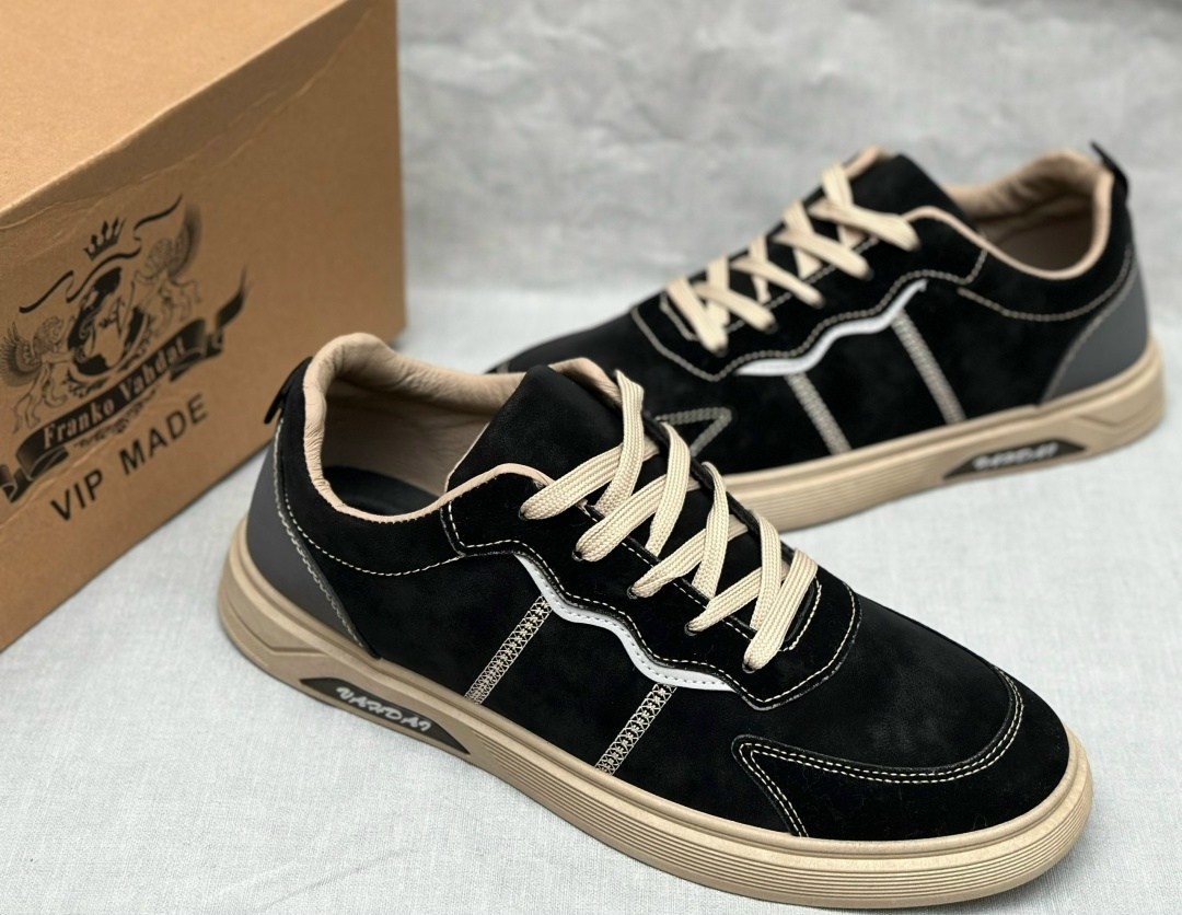 ,мужская ,замшевые кроссовки,кроссовки для мужчин,спортивная  мужская