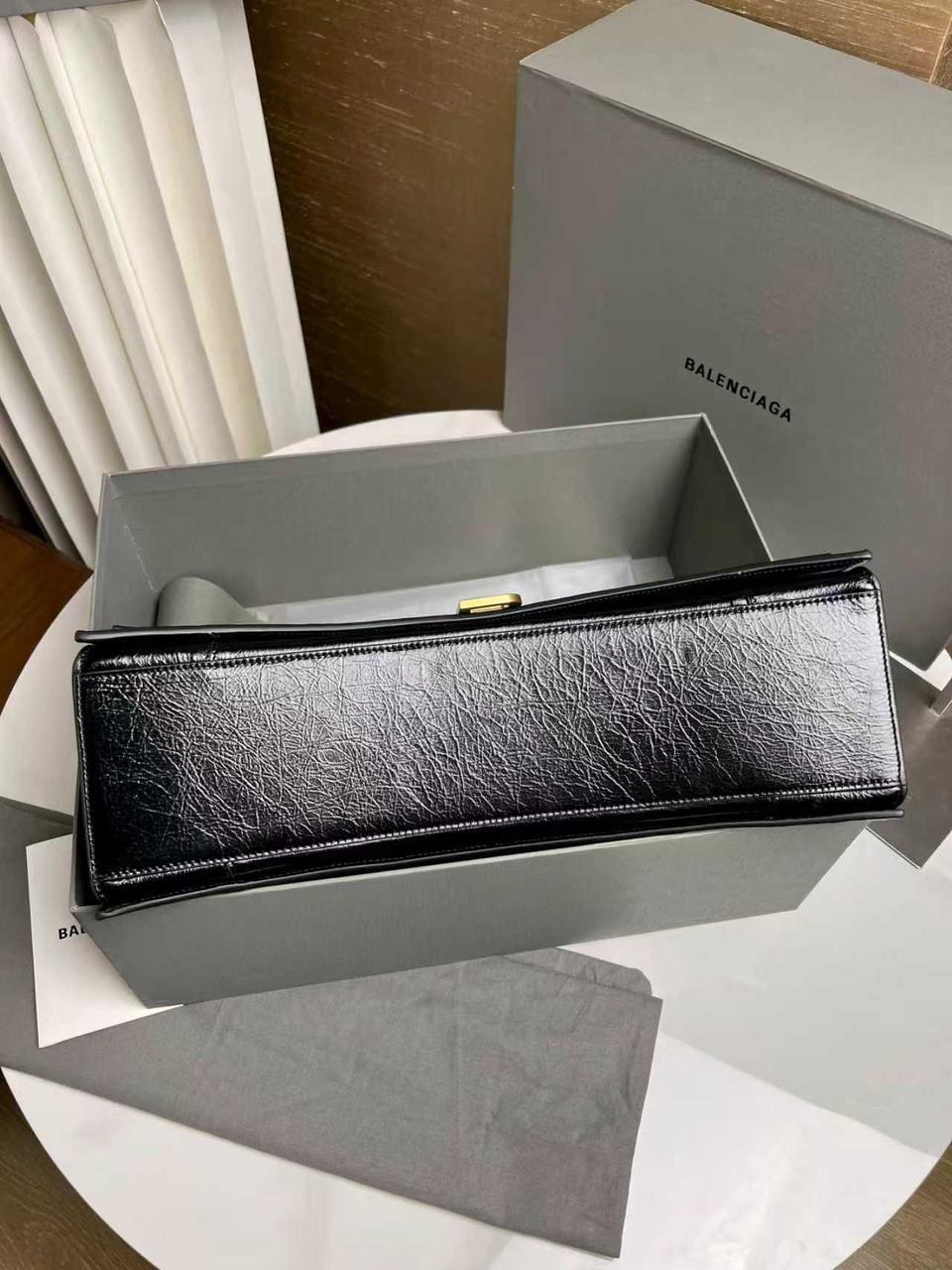 сумка balenciaga,сумка balenciaga 30х16 натуральная кожа,сумка на плечо balenciaga,модная женская сумка,сумка