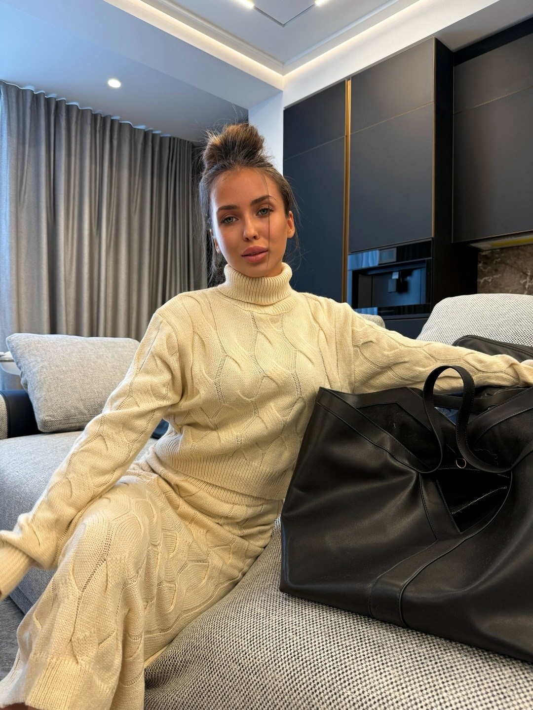 вязаный костюм с юбкой,вязаные комплекты,платье вязаное,трикотажное платье,вязаные костюмы